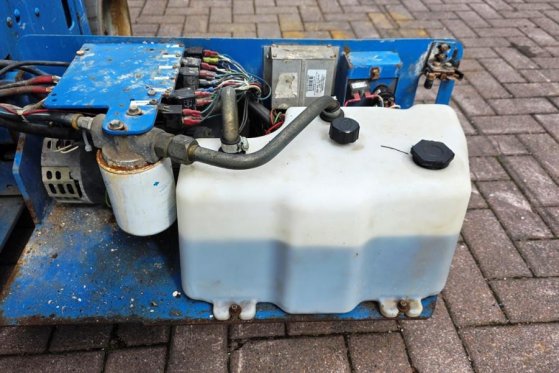 Genie GS2646 Electric, Working Height 9.80m, Capacity 45 GS2646 Electric, Working Height 9.80m, Capacity 45 2005 2 image 8