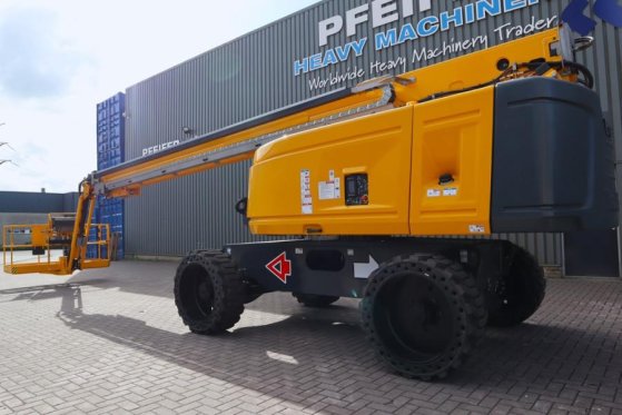 Haulotte HT28RTJ Pro Guarantee! 4x4x4 Drive, 28 m Working H Haulotte HT28RTJ Pro Guarantee! 4x4x4 Drive, 28 m Working H 20...