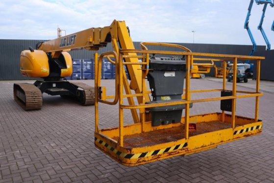 JLG 660SJC Diesel, Steel Tracks, 22.3m Working Height, 660SJC Diesel, Steel Tracks, 22.3m Working Height, 2014 2 image 23