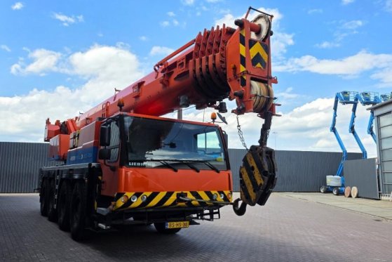 Liebherr LTM1070-4.1 Dutch Vehicle Registration, Diesel, 8x 10049 2006 2 Mobile Cranes image 8