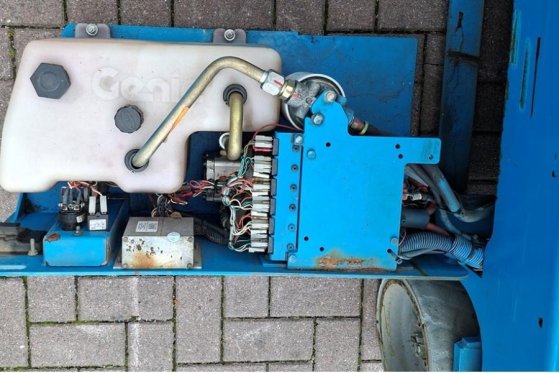 Genie GS1932 Electric, Batteries 10-2025, Working Height 4842 2010 2 image 8