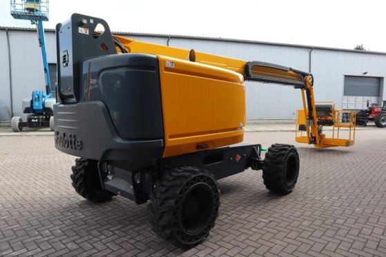 Haulotte HT16RTJ PRO Diesel, 4x4x4 Drive, 16.1m Working Hei Haulotte HT16RTJ PRO Diesel, 4x4x4 Drive, 16.1m Working Hei 20...