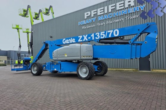 Genie ZX135/70 Diesel, 4x4x4 Drive, 43m Lifting Height, ZX135/70 Diesel, 4x4x4 Drive, 43m Lifting Height, 2016 2 image 9