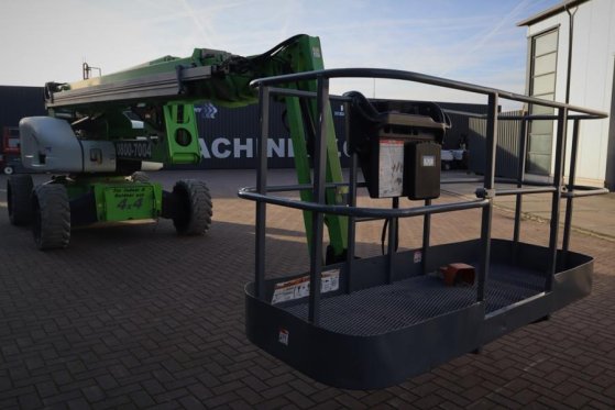 Niftylift HR28 HYBRIDE Hybrid, 4x4 Drive, 28m Working Height Niftylift HR28 HYBRIDE Hybrid, 4x4 Drive, 28m Working Height ...