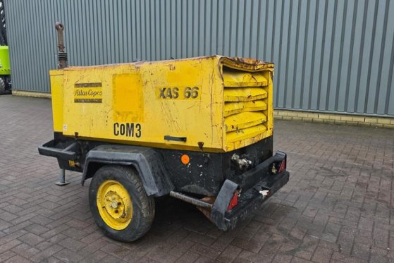 Atlas Copco XAS66 As-Is, Diesel, Volume flow: ± 3,4 – 3,7 m³/m XAS66 As-Is, Diesel, Volume flow: ± 3,4 – 3,7 m³/m 1997 2 C...