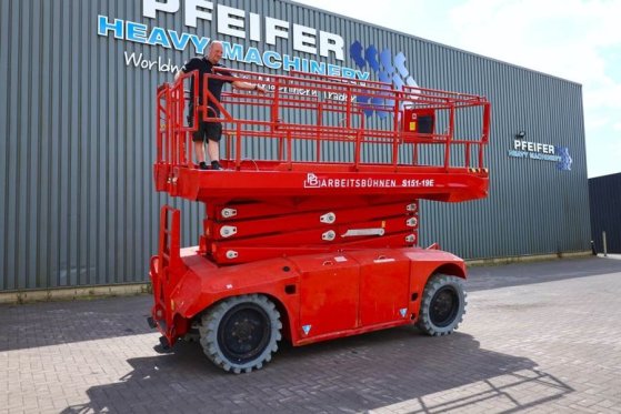 PB LIFT S151-19E 4x4 Electric, 4x4 Drive, 15m Working PB LIFT S151-19E 4x4 Electric, 4x4 Drive, 15m Working 2012 2 Scissor...