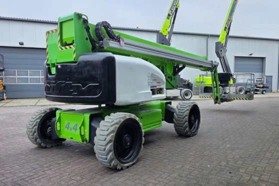 Niftylift HR28 HYBRIDE Hybrid, 4x4 Drive, 28m Working Height Niftylift HR28 HYBRIDE Hybrid, 4x4 Drive, 28m Working Height ...