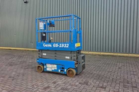 Genie GS1932 Electric, Working Height 7.8 m, 227kg Capac 4842 2010 2 Scissor Lifts image 9