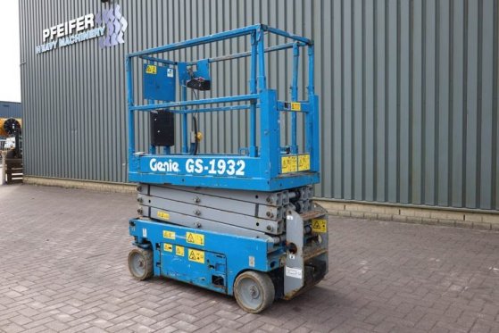 Genie GS1932 Electric, Working Height 7.8 m, 227kg Capac 4842 2013 2 Scissor Lifts image 22