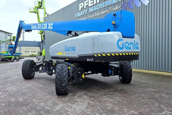 Genie SX135XC Diesel, 43m Working Height, 27.5m Reach, B SX135XC Diesel, 43m Working Height, 27.5m Reach, B 2021 2 image 39