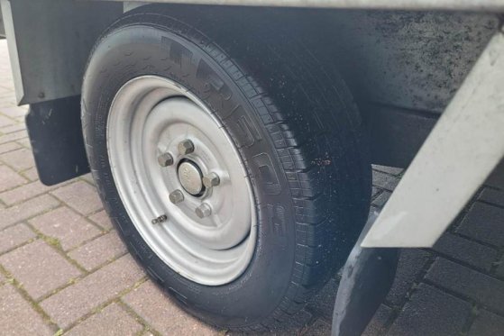 Saris C2700 2 Axel Trailer, Maximum payload: 2045 kg, In Saris C2700 2 Axel Trailer, Maximum payload: 2045 kg, In 2019 2 i...