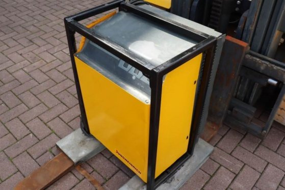 Jungheinrich EFG535 Electric, Lifting Height 4700mm, Freelift 1 EFG535 Electric, Lifting Height 4700mm, Freelift 1 2011 2 ...