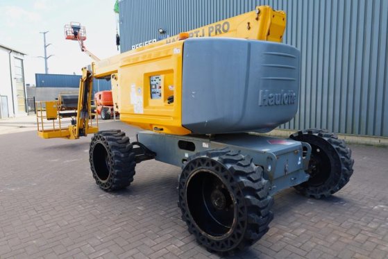 Haulotte HA20RTJ Pro Diesel, 20.6 m Working Height, 12.2 m Haulotte HA20RTJ Pro Diesel, 20.6 m Working Height, 12.2 m 2017...