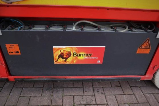 PB LIFT S225-12ES Electric, 4x2 Drive, 22.5m Working PB LIFT S225-12ES Electric, 4x2 Drive, 22.5m Working 2013 2 Scissor L...