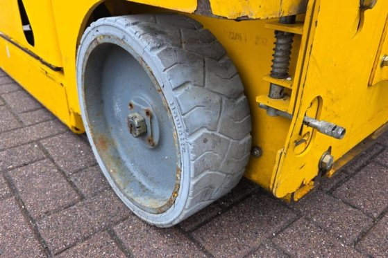 Haulotte COMPACT 14 As- Is, Electric, 14m Working Height, 3 Haulotte COMPACT 14 As- Is, Electric, 14m Working Height, 3 20...