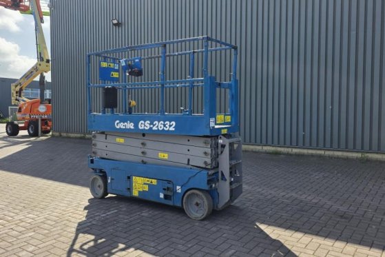 Genie GS2632 Electric, 10m Working Height, 227kg Capacit GS2632 Electric, 10m Working Height, 227kg Capacit 2015 2 Scissor...