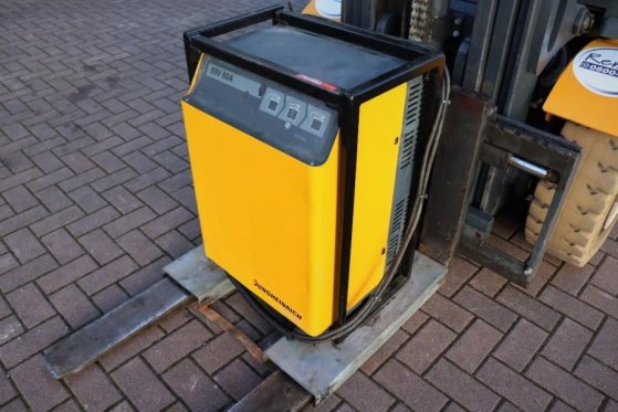 Jungheinrich EFG535 Electric, Lifting Height 4700mm, Freelift 1 EFG535 Electric, Lifting Height 4700mm, Freelift 1 2011 2 ...
