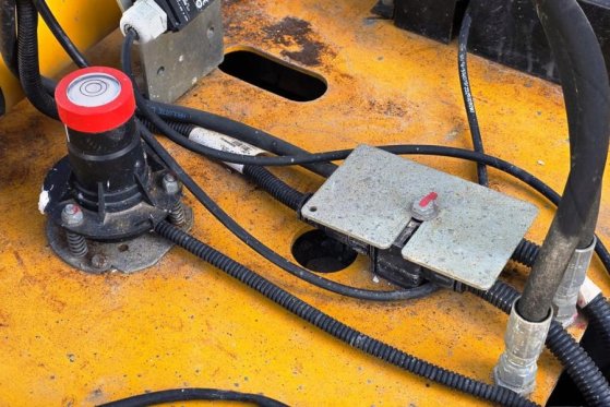 Haulotte Compact 8 Electric, Batteries 2025, 8.2m Working Haulotte Compact 8 Electric, Batteries 2025, 8.2m Working 2015 2...