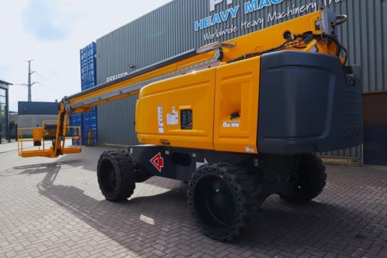 Haulotte HT28RTJ Pro Guarantee! 4x4x4 Drive, 28 m Working H Haulotte HT28RTJ Pro Guarantee! 4x4x4 Drive, 28 m Working H 20...