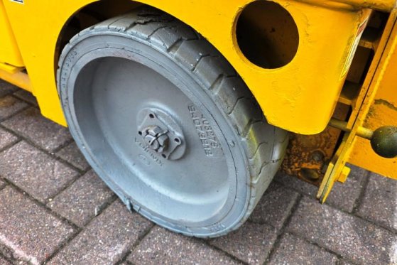 Haulotte Compact 8 Electric, 8.2m Working Height, 350kg Cap Haulotte Compact 8 Electric, 8.2m Working Height, 350kg Cap 20...