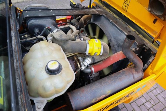 JCB 930-4 T4 Valid inspection, Diesel, 4x4 Drive, 5500 10124 2016 2 Rough Terrain Forklift image 24