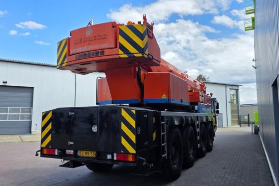 Liebherr LTM1070-4.1 Dutch Vehicle Registration, Diesel, 8x 10049 2006 2 Mobile Cranes image 9
