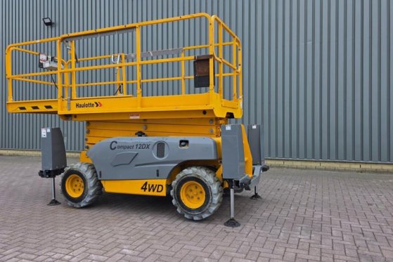 Haulotte Compact 12DX Diesel, 4x4 Drive, 12m Working Height Haulotte Compact 12DX Diesel, 4x4 Drive, 12m Working Height 20...