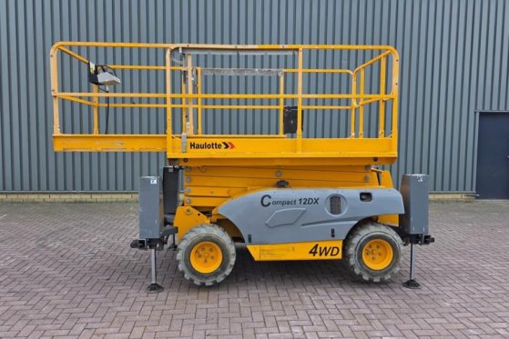 Haulotte Compact 12DX Diesel, 4x4 Drive, 12m Working Height Haulotte Compact 12DX Diesel, 4x4 Drive, 12m Working Height 20...