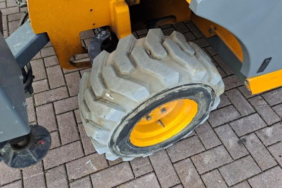 Haulotte Compact 12DX Diesel, 4x4 Drive, 12m Working Height Haulotte Compact 12DX Diesel, 4x4 Drive, 12m Working Height 20...