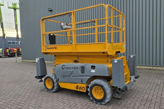 Haulotte Compact 12DX Diesel, 4x4 Drive, 12m Working Height Haulotte Compact 12DX Diesel, 4x4 Drive, 12m Working Height 20...