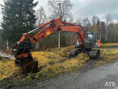 Hitachi ZX180LC-3 w/ narrow bucket, tooth bucket, digging 