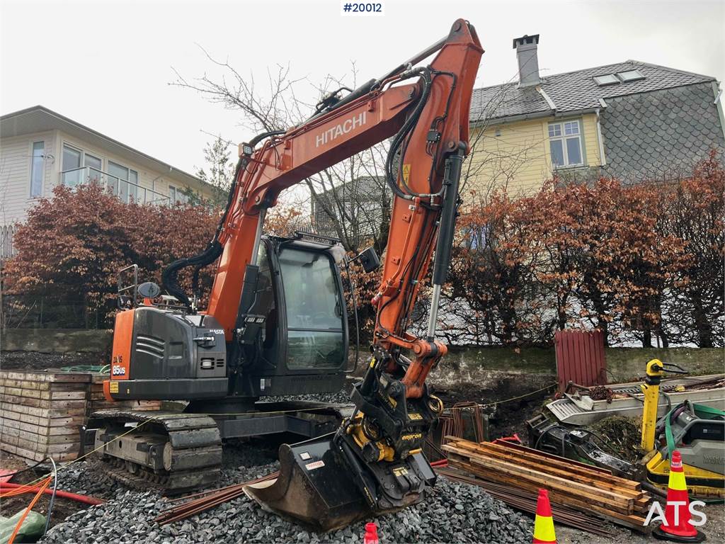 Hitachi zx85us-6 excavator w/ rototilt with grapple and sa image