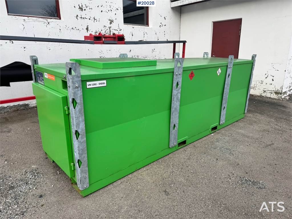 Dieseltank 3000L m/ Slangetrommel image
