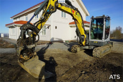 Wacker Neuson E65 digger with rototilt and two buckets