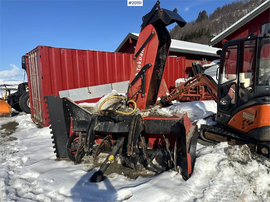 Tokvam 256THS flex snow blower. image