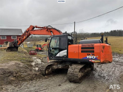 Hitachi ZX190LC-6 Tracked excavator w/ 2 buckets, tilt and