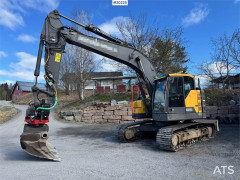 Volvo ECR235 Tracked excavator w/ GPS, Rototilt and 2 bu