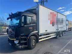 Mercedes-Benz Antos 2536 6x2 Truck w/ Full side opening.