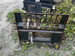 CAT Pallet Forks