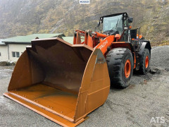 Hitachi zw370-6 Wheel loader w/ scale, printer and bucket