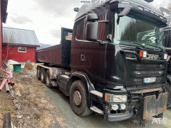 Scania R580 tridem fully snow-plow equipped tipper truck 