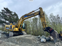 Komatsu HB215LC-2 Crawler excavator w/ GPS, Rototilt and 2