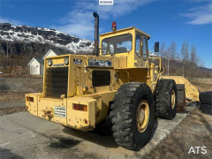 Volvo BM LM 1240 wheel loader w/ bucket.