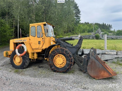 Volvo LM 846 Wheel Loader w/ Bucket. Partially Rep. Obje