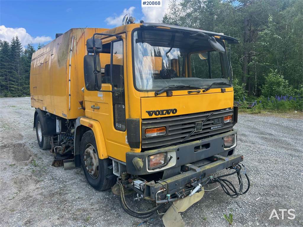 Volvo FL616 4x2 Sweeper (motor implement) w/ Defective a image