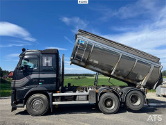 Volvo FH16 540 6x2 Asphalt truck.