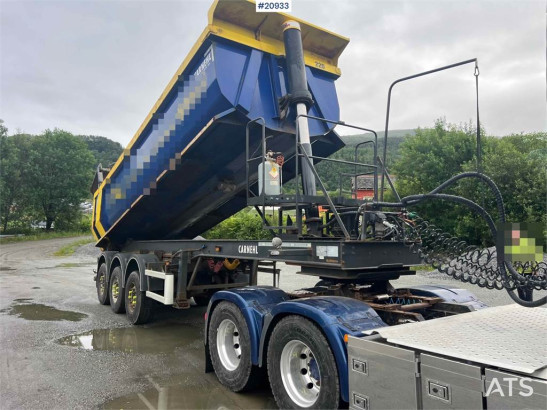 Carnehl 3 axle tipper semi image