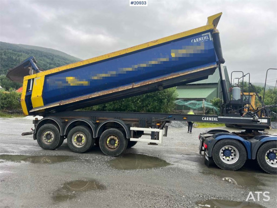 Carnehl 3 axle tipper semi image
