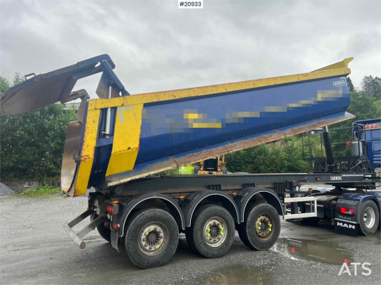 Carnehl 3 axle tipper semi image