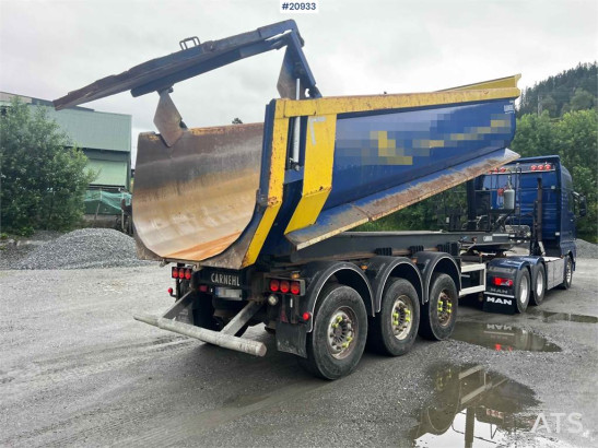 Carnehl 3 axle tipper semi image